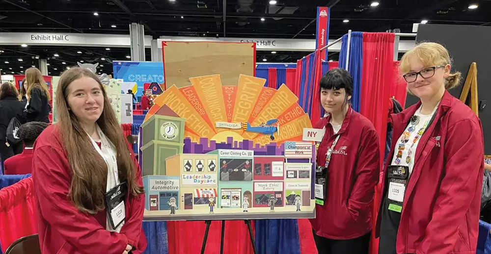 Visual Communications SkillsUSA national champion students at national competition