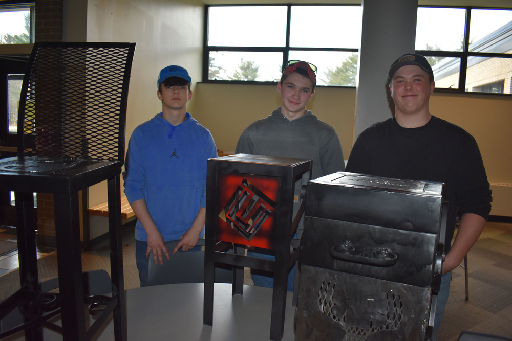 Top three finishers in Welding class tradeshow competition